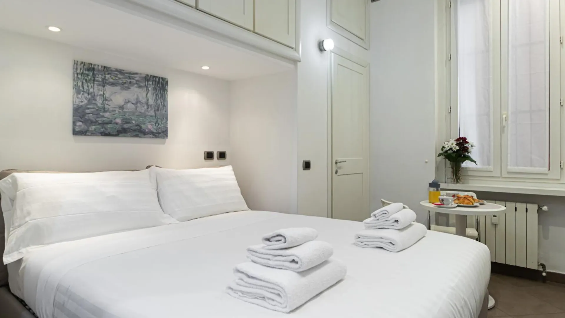 Italianway - Vercellina 22 Milano Italien